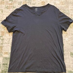 GAP Men's Charcoal V-Neck Tee